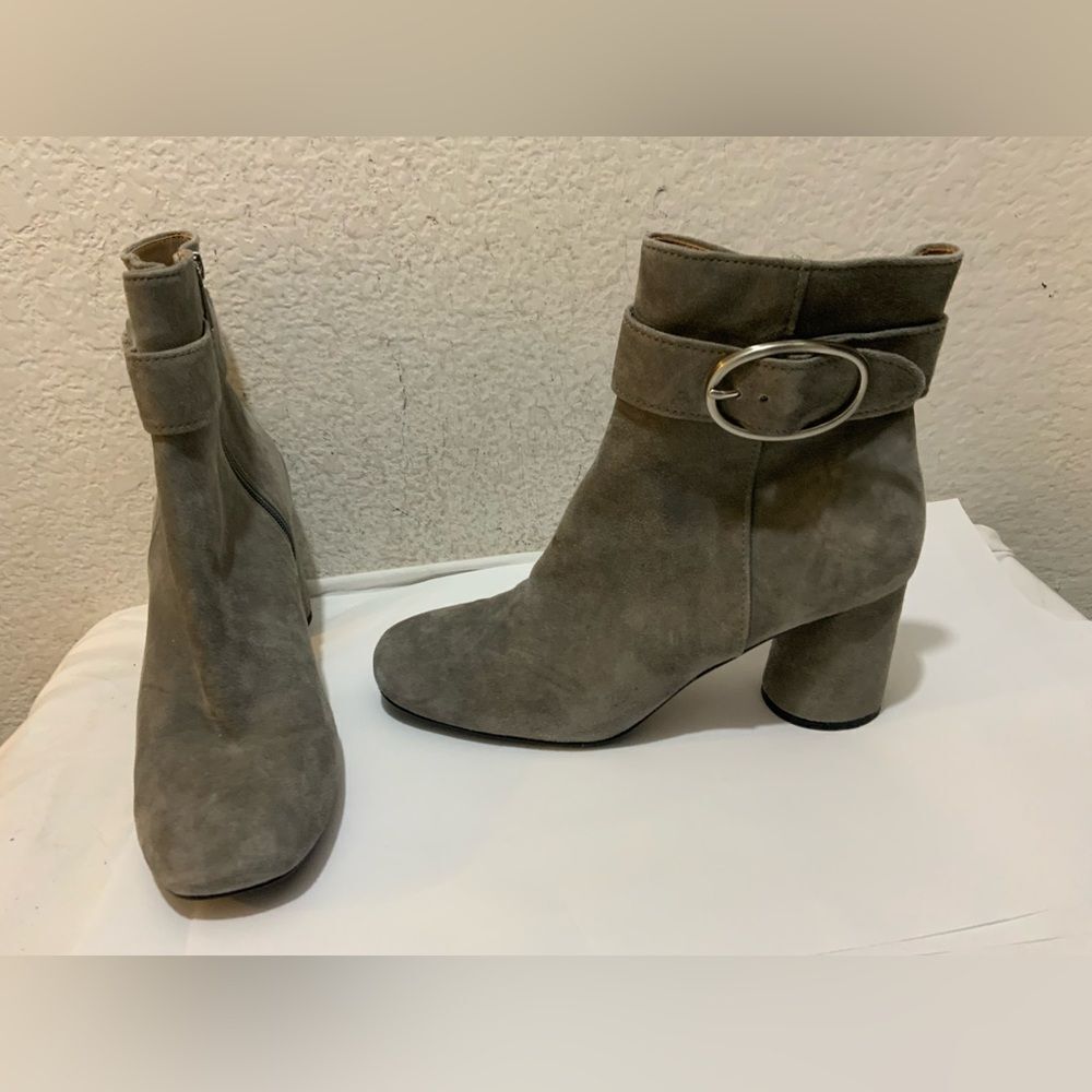 Donald j pliner ankle boots suede gray buckle Gabe 9M